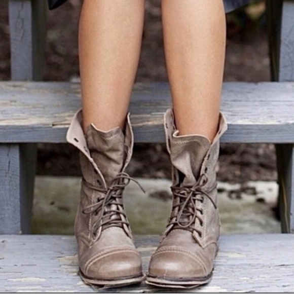 Steve Madden Shoes - Steve Madden Troopa Leather Lace Up Combat Boots Taupe Size 8.5M